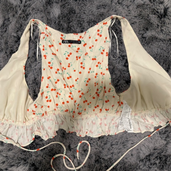 Cherry Cropped Top - Picture 7 of 8